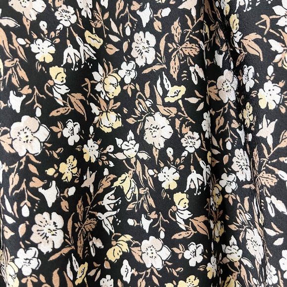 Floral Print Satin Skirt - Picture 2 of 7